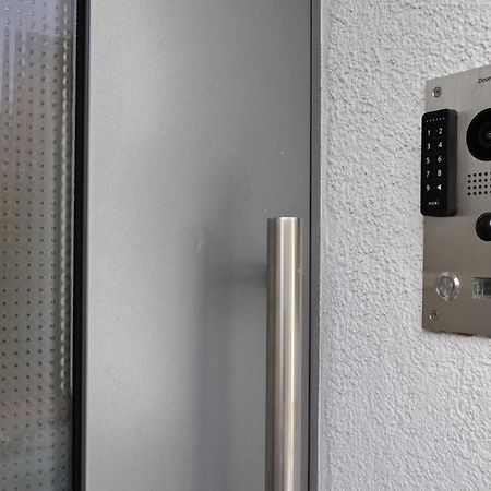 Modern Und Neu, Top Ausstattung Mit Kaffeevollautomat, 2X Netflix-Tv, Lueftungsanlage, Geschirrspueler Wallerfangen Exterior foto