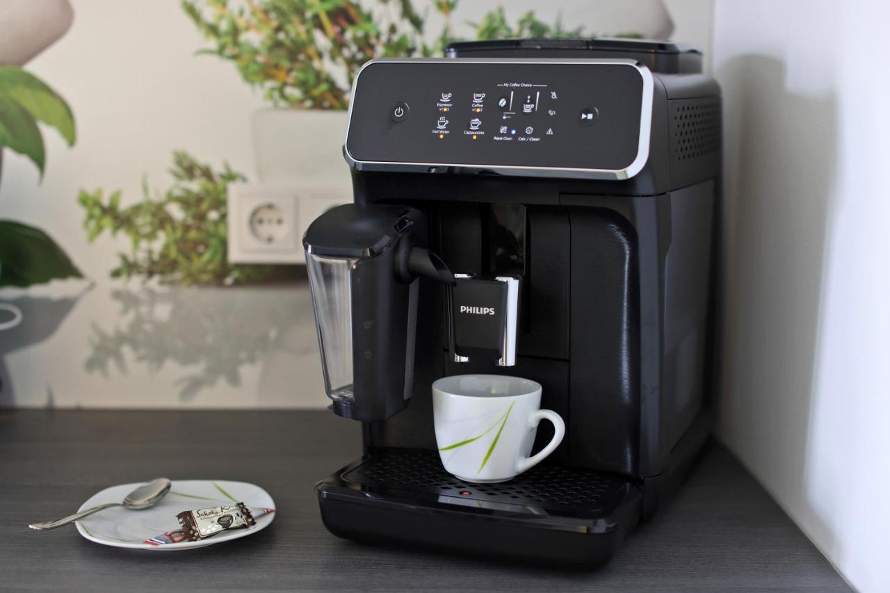 Modern Und Neu, Top Ausstattung Mit Kaffeevollautomat, 2X Netflix-Tv, Lueftungsanlage, Geschirrspueler Wallerfangen Exterior foto